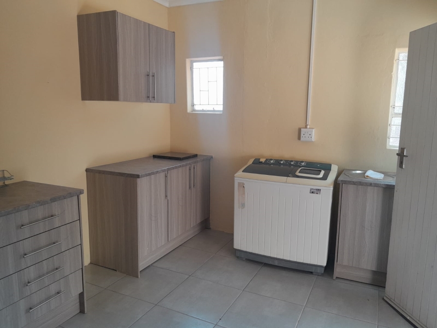 3 Bedroom Property for Sale in Safari Gardens North West